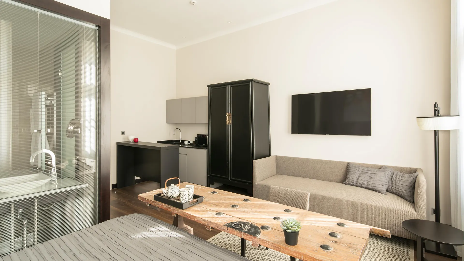 Quentin Prague Hotel