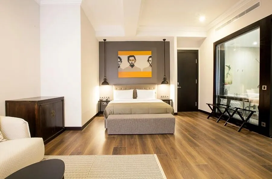 Quentin Prague Hotel
