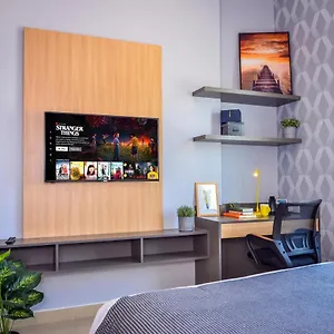 فندق كيه اس كيه هومز